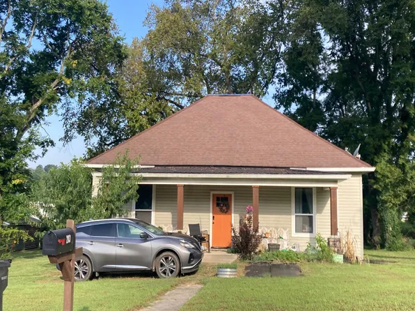 203 Damascus St, Hartsville, TN 37074