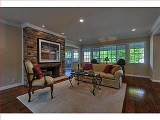 5th image of 2324 Olympic Ave