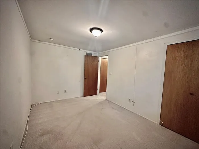 21669 Tulipwood Ave — Photo 12