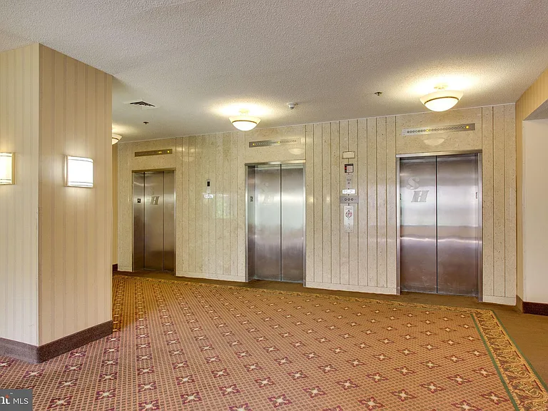 3709 S George Mason Dr E #1609 — Photo 34