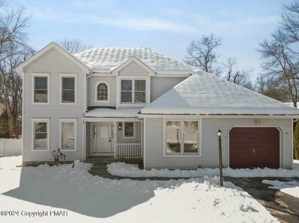 89 Spangenburg Ave, East Stroudsburg, PA 18301