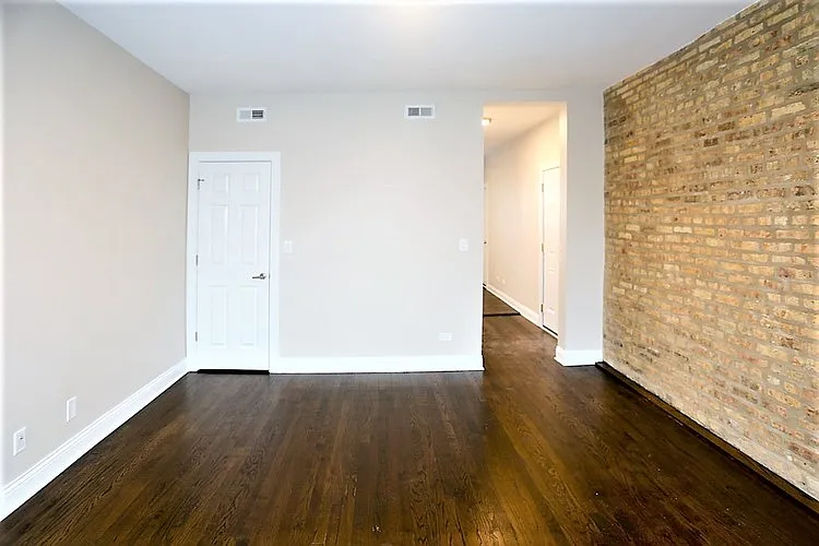2228 N Sawyer Ave #2230-1W — Photo 6
