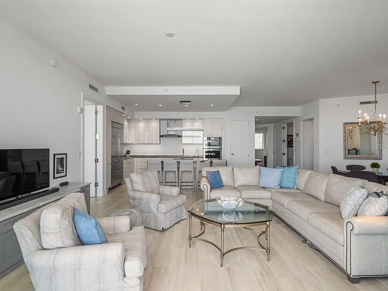 1155 N Gulfstream Ave #802 — Photo 33