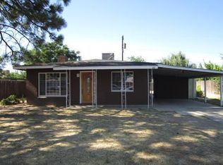 39 E Hampton Way, Fresno, CA