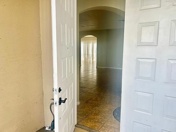 5th image of 317 Berenger Walk