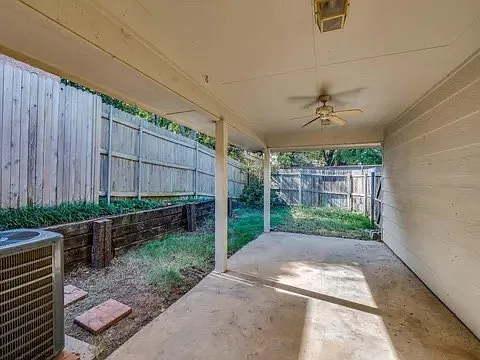 4612 Oak Club Dr — Photo 11