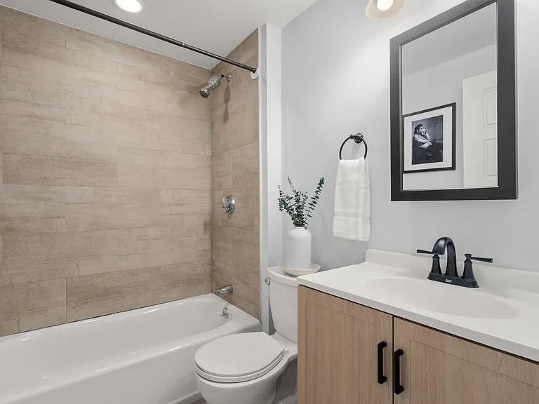 80 Linden St #1 — Photo 15