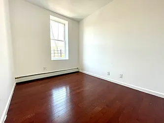 Rented by Evergreen Realty & Investments