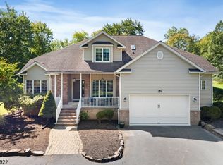 8 Rock Mill Run, Skillman, NJ 08558