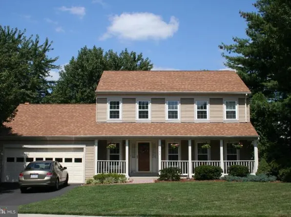 12750 Flat Meadow Ln, Herndon, VA 20171