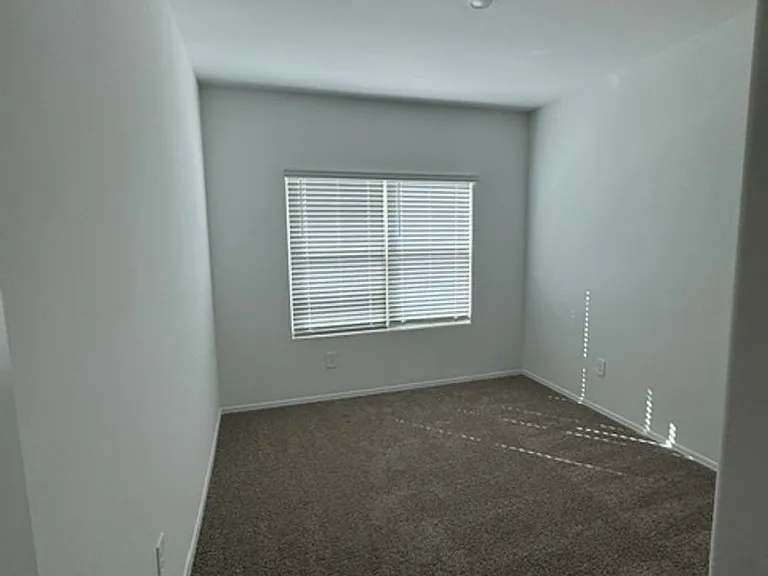 10004 N Guayacan Trl — Photo 16
