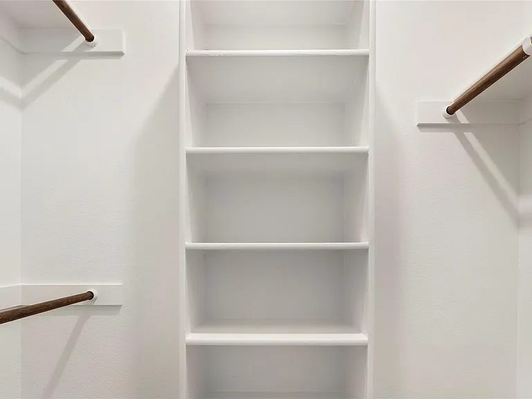 1808 Roadrunner Dr — Photo 17