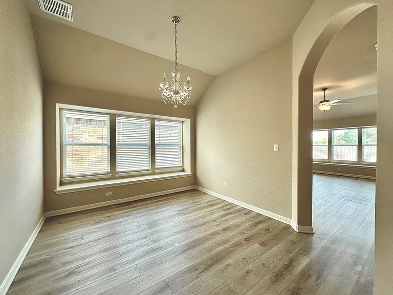 5977 Malta Cir — Photo 5