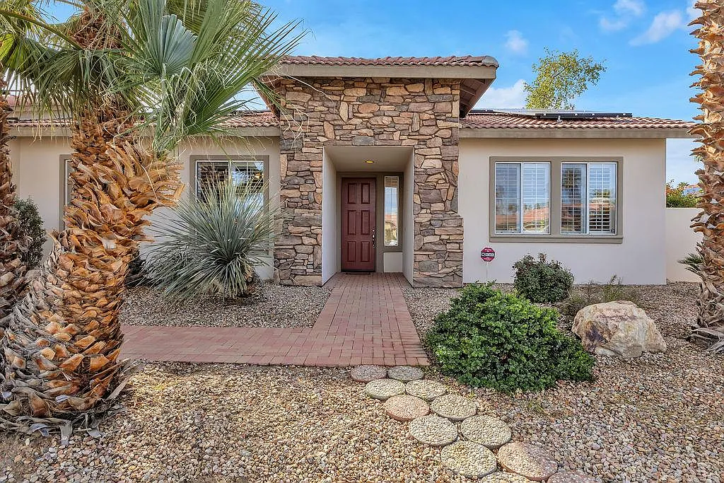 3 bed, 1948 sqft, $4,500 — Photo 2