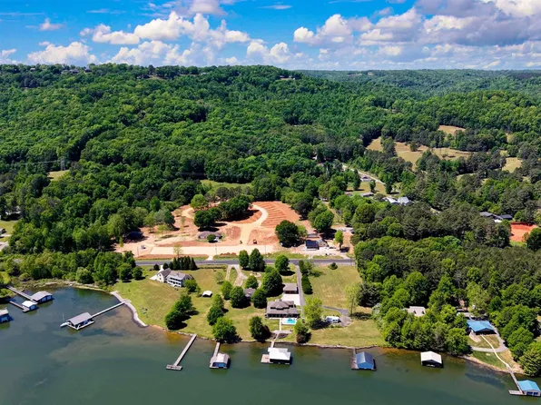 407 Lake Dr, Scottsboro, AL 35769