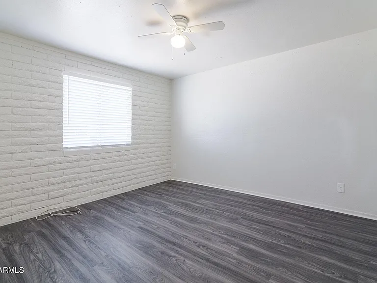 3111 W Jefferson St #1 — Photo 6
