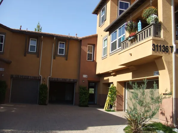 31136 Strawberry Tree Ln, Temecula, CA 92592