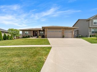 1347 S 7th St, Adel, IA 50003