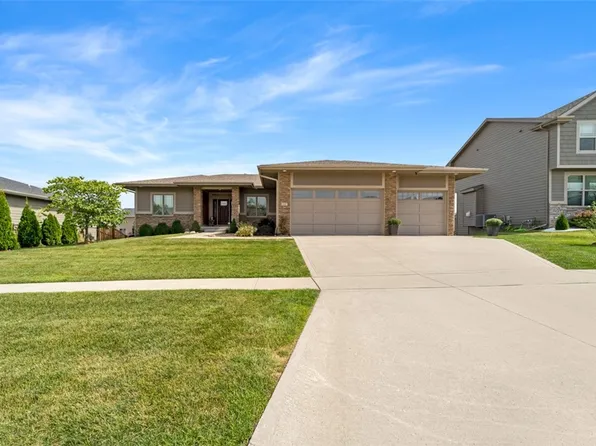 1347 S 7th St, Adel, IA 50003