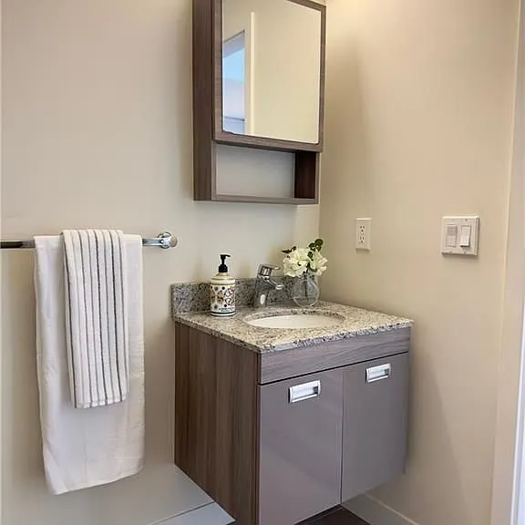 257 Hemlock St #301 — Photo 14