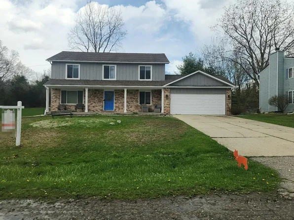 1763 Henbert Rd, West Bloomfield, MI 48324
