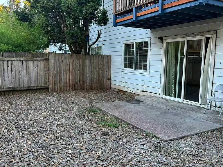 3550 SE 130th Ave — Photo 10