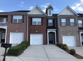 2202 Hawks Bluff Trl, Lawrenceville, GA 30044