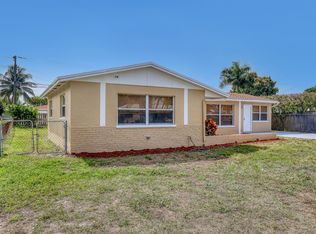 371 W 33rd St, Riviera Beach, FL 33404