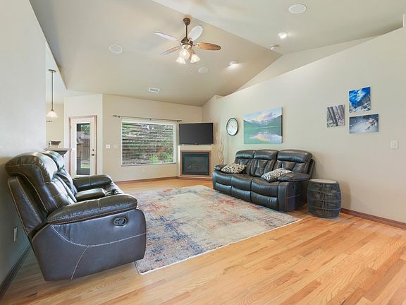 5th image of 1213 Santa Fe Cir