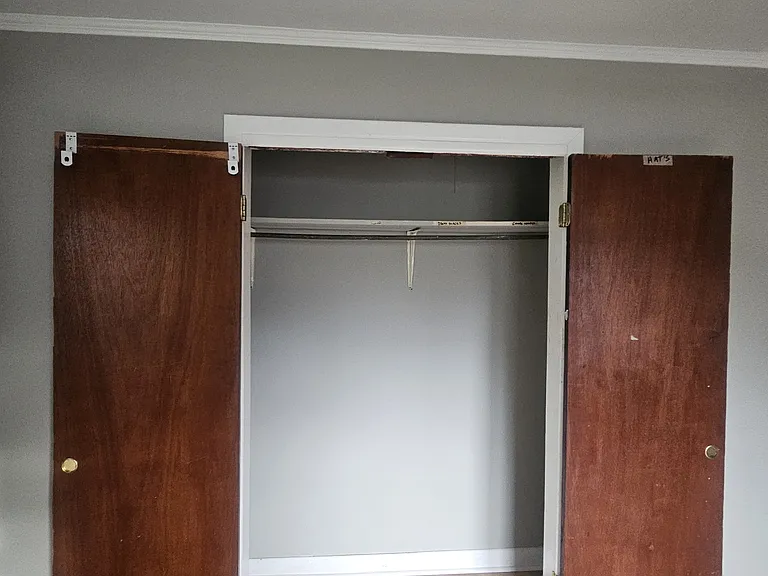 2427 Twin Ave — Photo 4