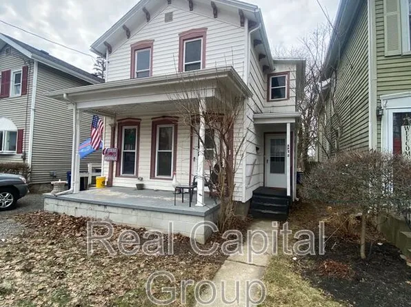 335 Pine St APT 2, Lockport, NY 14094