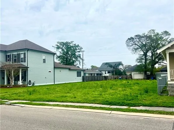 6015 Milne Blvd, New Orleans, LA 70124