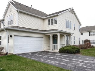 2958 Falling Waters Ln, Lindenhurst, IL 60046