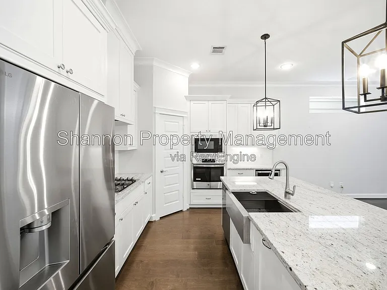 4208 Koehler St #A — Photo 12