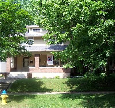 3rd image of 1131 Grafton Ave