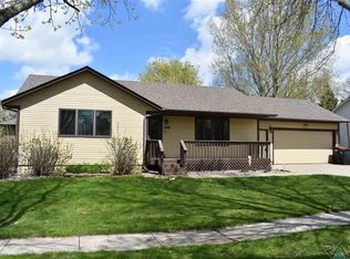 300 W Spruce St, Brandon, SD 57005