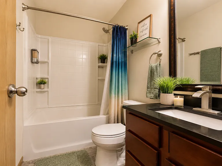 3093 Huntington Dr — Photo 10