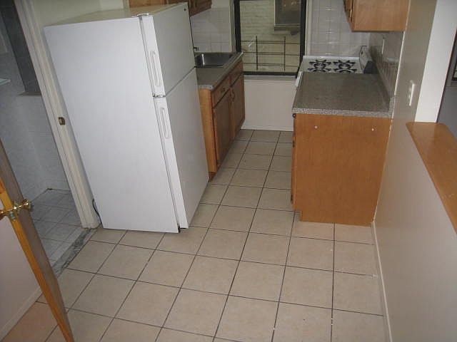1st image of 2564 35th St APT 2B