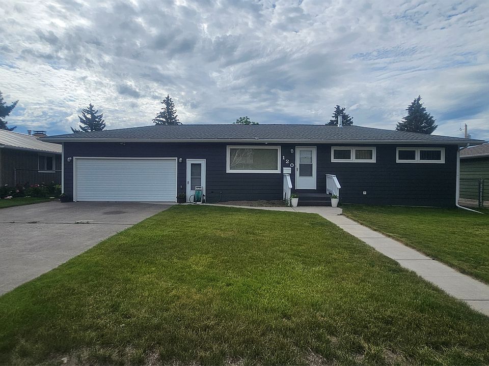 1st image of 120 Riverview 1 E