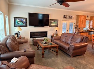 15542 Gholson Rd, Waco, TX 76705