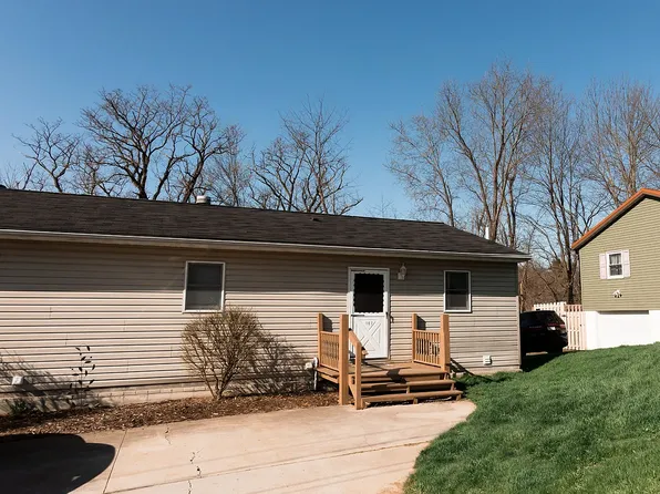 107 Debra Ln, Johnstown, PA 15905