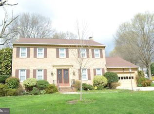 8606 Pilgrim Ct, Alexandria, VA 22308