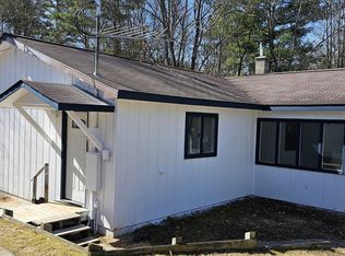 1323 W 14th St, Mio, MI 48647