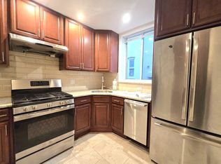 4419 28th Ave #3, Astoria, NY 11103