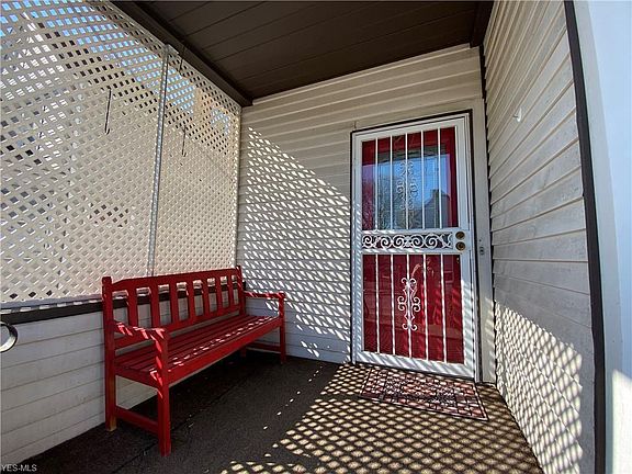 2nd image of 1344 W 87th St