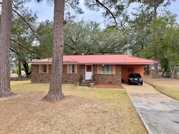 131 Jayne Ave, Leesburg, GA 31763