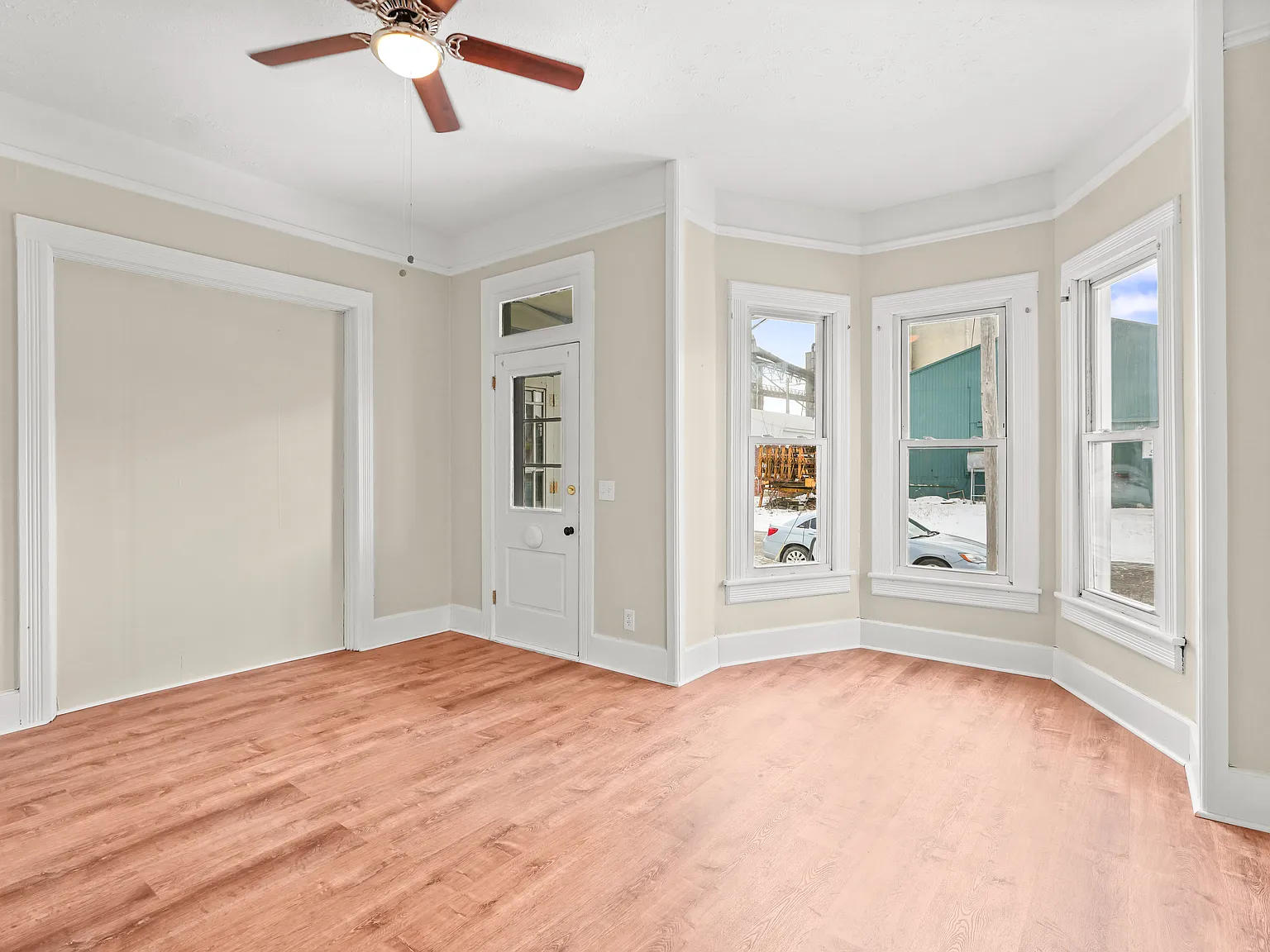 2 bed, 775 sqft, $900 — Photo 3