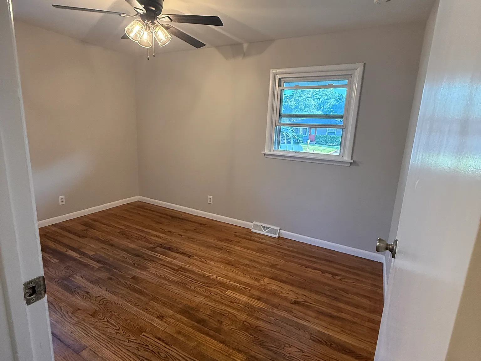 2 bed, $1,850 — Photo 2