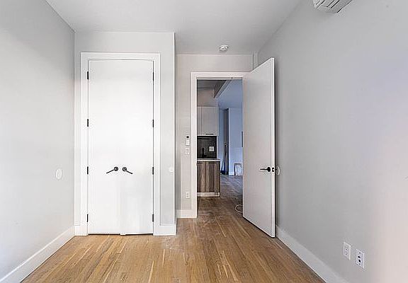 4th image of 111 Troutman St #1B