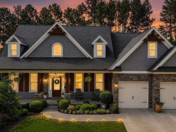 54 Dupont Ct, Dallas, GA 30132